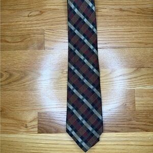Elegant Vintage Silk Checkered Tie in Burgundy, Black, Gold, and Silver